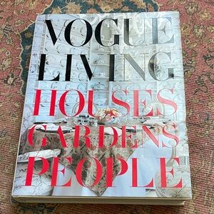 Vogue Living Coffee Table Book - 11/2007